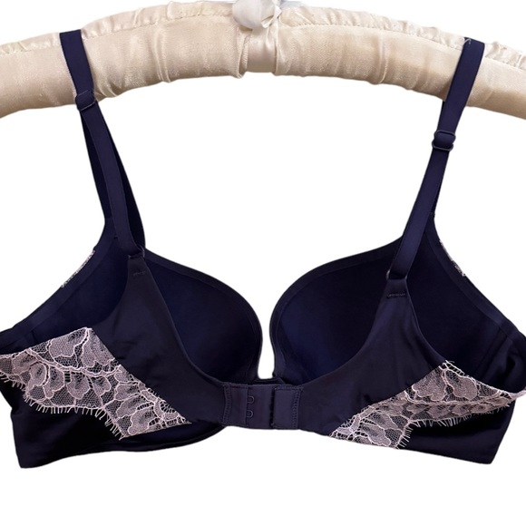 Victorias Secret Purple Satin Push Up Bra Size 34B - Picture 6 of 8